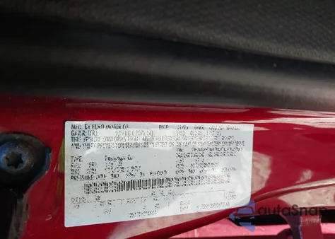 2014 Ford Focus Se z USA, uszkodzony, nr VIN 1FADP3K28EL212993